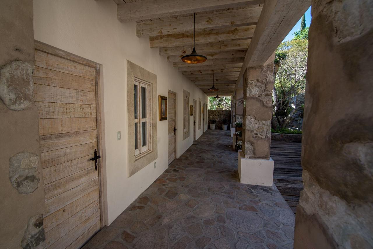 Hotel De Piedra Bernal Exterior photo